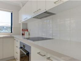 White kitchen cabinet PR-WK024