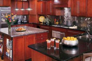 Luxuary Solid Wood Kitchen Cabinets PR-DL100